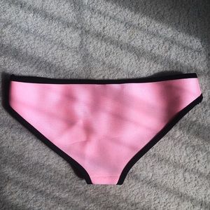 triangl swimwear Swim - Triangl bikini bottom Xs small triangl swimwear Swim - Triangl bikini bottom Xs small